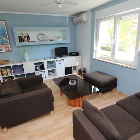 Apartment Maestral ロヴィニ エクステリア 写真
