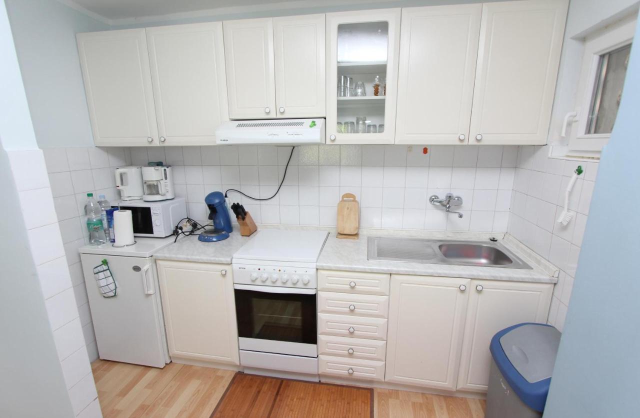 Apartment Maestral ロヴィニ エクステリア 写真